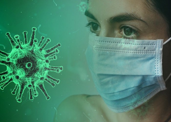 Virus COVID-19 et femme masquée